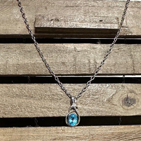 925 Sterling Silver Jewelry - 925 sterling silver great shape blue topaz faceted crystal gemstone necklace